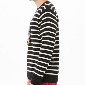 Disney 90th x Forever 21 Donald Duck Knit Sweater NWT Disney 90th x Forever 21 Donald Duck Knit Sweater NWT